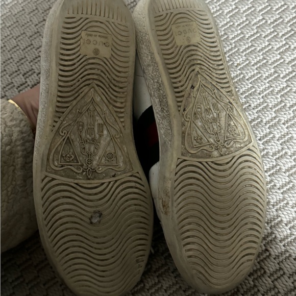 GUCCI WOMEN'S ACE SNEAKER WITH BEE SIZE 35 - Picture 3 of 4